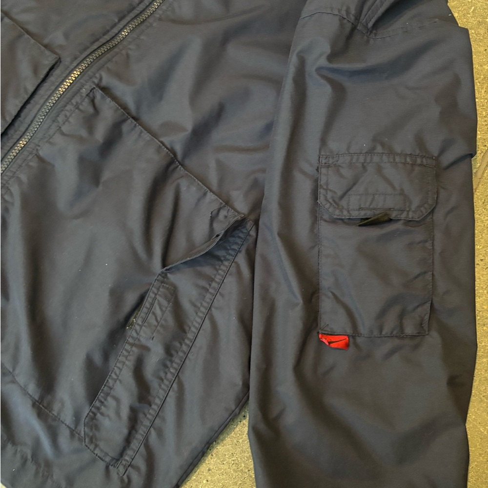 Nike Windbreaker - Picture 3 of 3